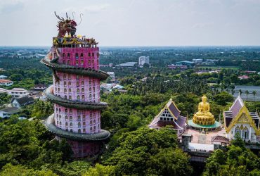 Đền rồng Wat Samphran