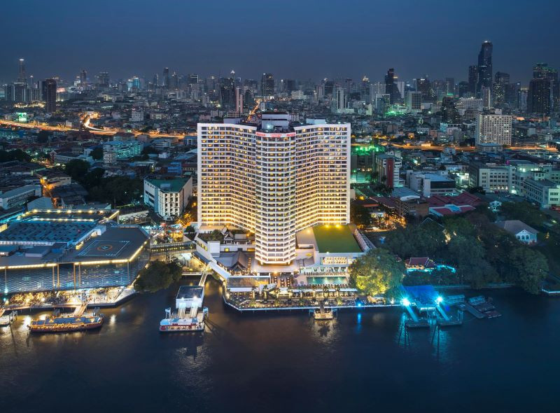 Royal Orchid Sheraton Hotel & Towers có tầm nhìn ra bờ sông Chao Phraya